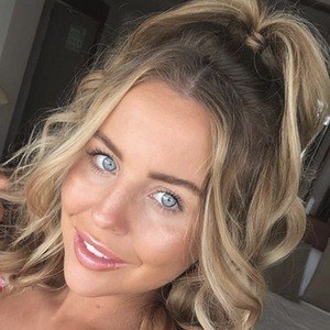 Lydia Bright, 34 (现实之星)