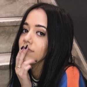 Lydia Kenney, 30 (Instagram Star)