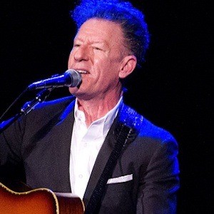 Lyle Lovett, 68 (Ca sĩ nhạc đồng quê)