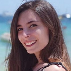 Lyna Vallejos, 29 (YouTube Star)