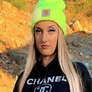 Lynden Partch, 25 (Звезда Тиктока)