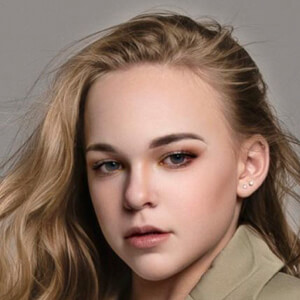 Lyza Brooks, 16 (體操運動員)