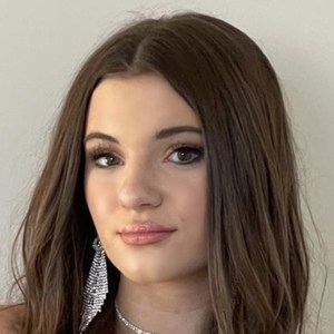 Macartney Reinhardt, 17 (Country Singer)