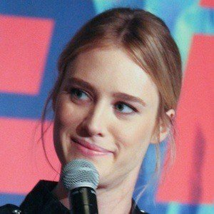 Mackenzie Davis image 3