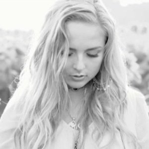 Mackenzie Nicole, 26 (Pop Singer)