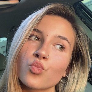 Mackenzie Skye image 6