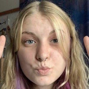 Maddie Leigh image 3