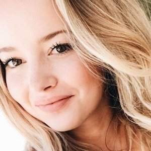 Maddie Salute image 5