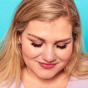 Maddie Zahm, 27 (流行歌手)