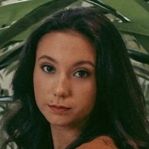 Maddy Lee Ann, 21 (Actrice de télévision)