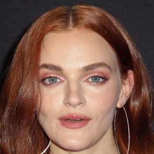 Madeline Brewer image 4