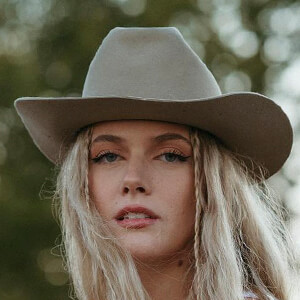 Madeline Grace Perry image 6