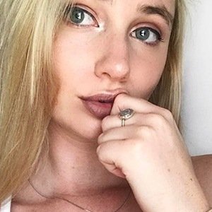 Madii Lowe, 31 (TikTok Star)