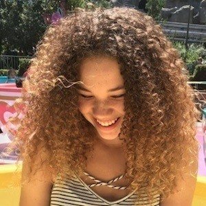 Madison Haschak, 25 (Bailarín)