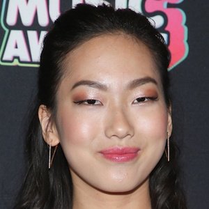 Madison Hu, 23 (Attrice TV)