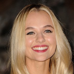 Madison Iseman, 28 (电视女演员)