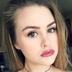 Madison King, 28 (YouTube Star)