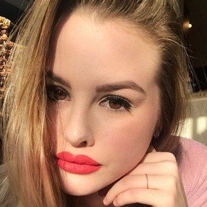 Madison King, 28 (YouTube Star)