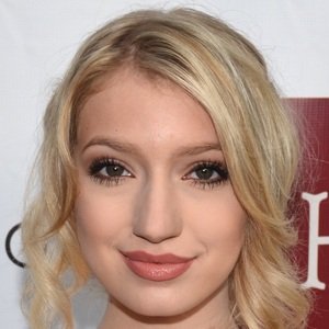 Madison Leisle, 26 (TV-Schauspielerin)