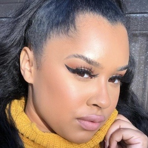 Madison Murrell, 31 (Makeup Artist)