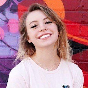 Madison Willow, 26 (Instagram Star)