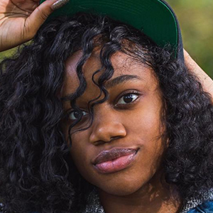 Madisyn Elise, 25 (流行歌手)