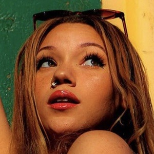 Madylin Albright image 3