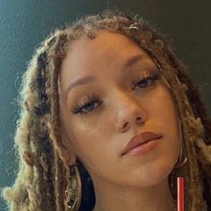 Madylin Albright, 24 (TikTok Star)