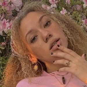 Madylin Albright, 24 (TikTok Star)