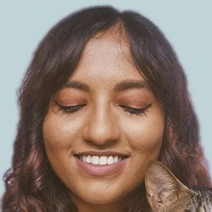 Magali Vaz, 33 (Blogger)