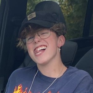 Maggie Grant, 23 (TikTok Star)