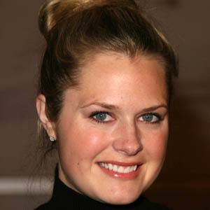 Maggie Lawson, 45 (电视女演员)