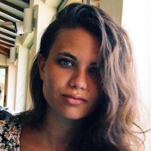 Maggie Petrova, 32 (博主)