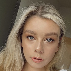 Maike Krombach image 7