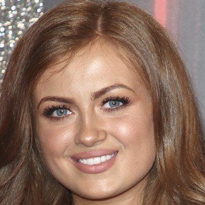 Maisie Smith, 22 (Attrice TV)