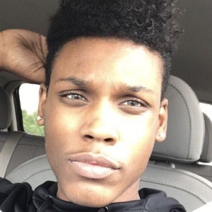 Maj Jones, 25 (TikTok明星)