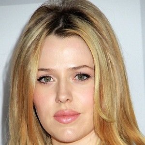 Majandra Delfino image 3
