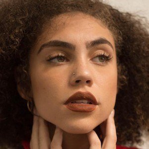 Makayla London, 29 (Model)