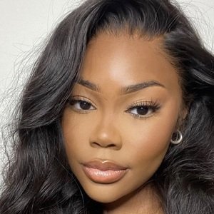 MaKayla MaShelle, 26 (YouTube Star)