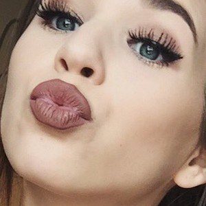 Makenzie Taylor, 24 (YouNow明星)