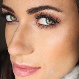 MakeupAndArtFreak