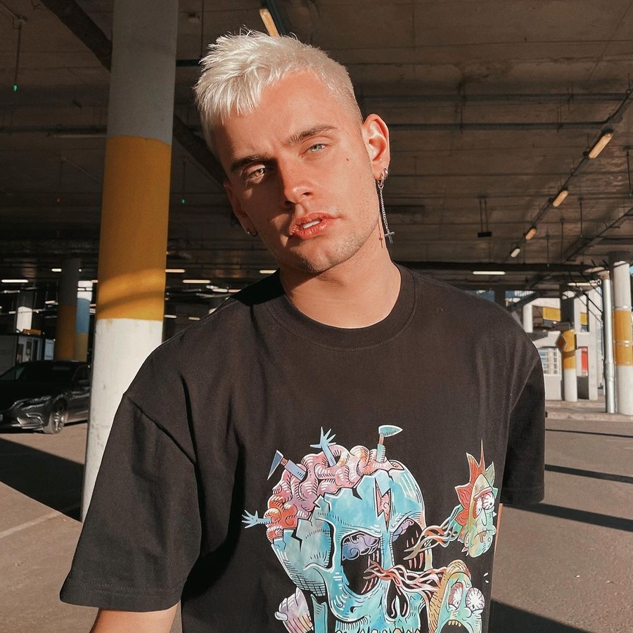 maks.nemcev, 25 (TikTok Star)