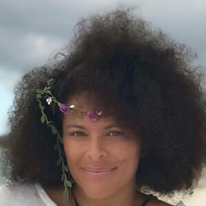 Mali Hunter, 53 (Nhà sản xuất âm nhạc)