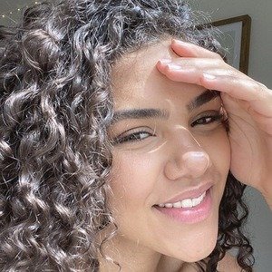 Malia Alexis image 7