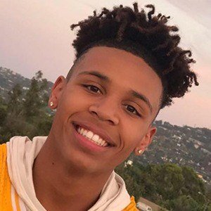 Malik Knighten, 24 (R&B歌手)