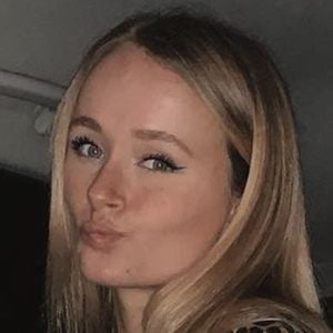 Malin Tomkins image 3