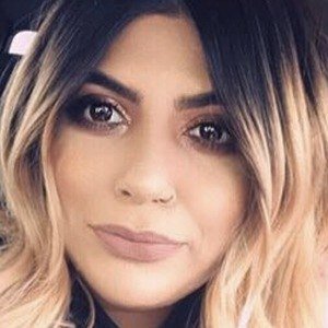 Mandi Awadis, 36 (Instagram明星)