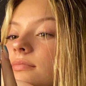 Mandi Bagley, 22 (TikTok明星)