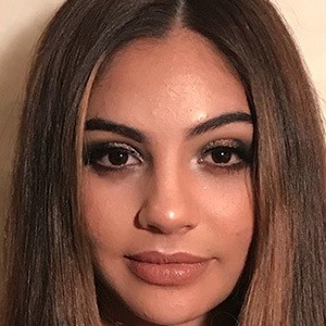 Mandi Macias image 5