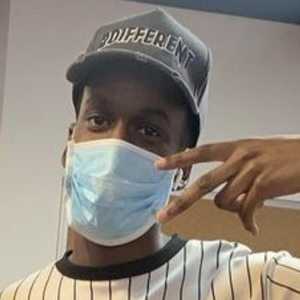 Manlikeisaac, 25 (TikTok Star)